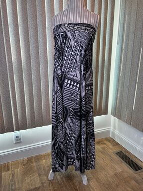 Black & White Geometric Maxi Skirt/Dress Strapless Tube Style dress by Hot KISS